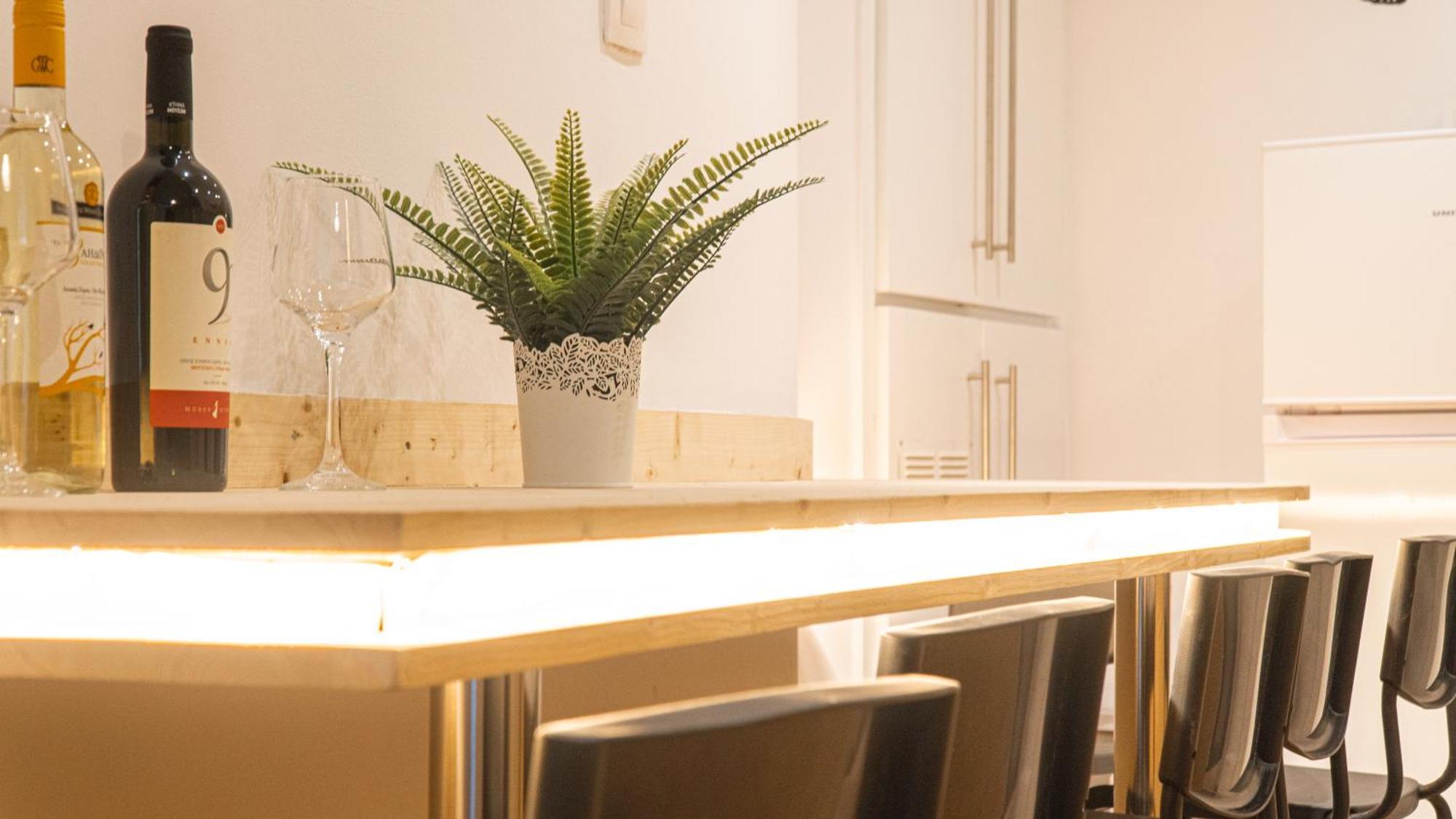 Syntagma Square, 100Sqm Luxurious Family Apt Atene Esterno foto