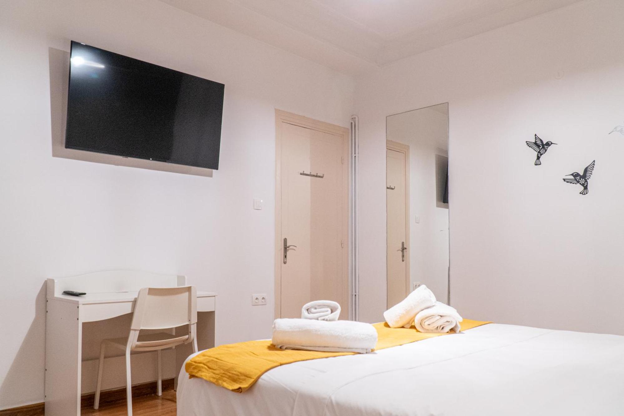 Syntagma Square, 100Sqm Luxurious Family Apt Atene Esterno foto
