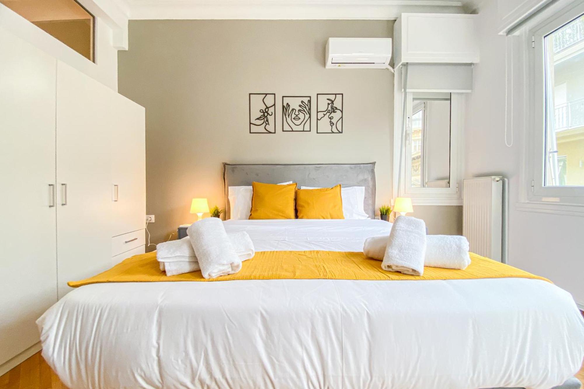 Syntagma Square, 100Sqm Luxurious Family Apt Atene Esterno foto