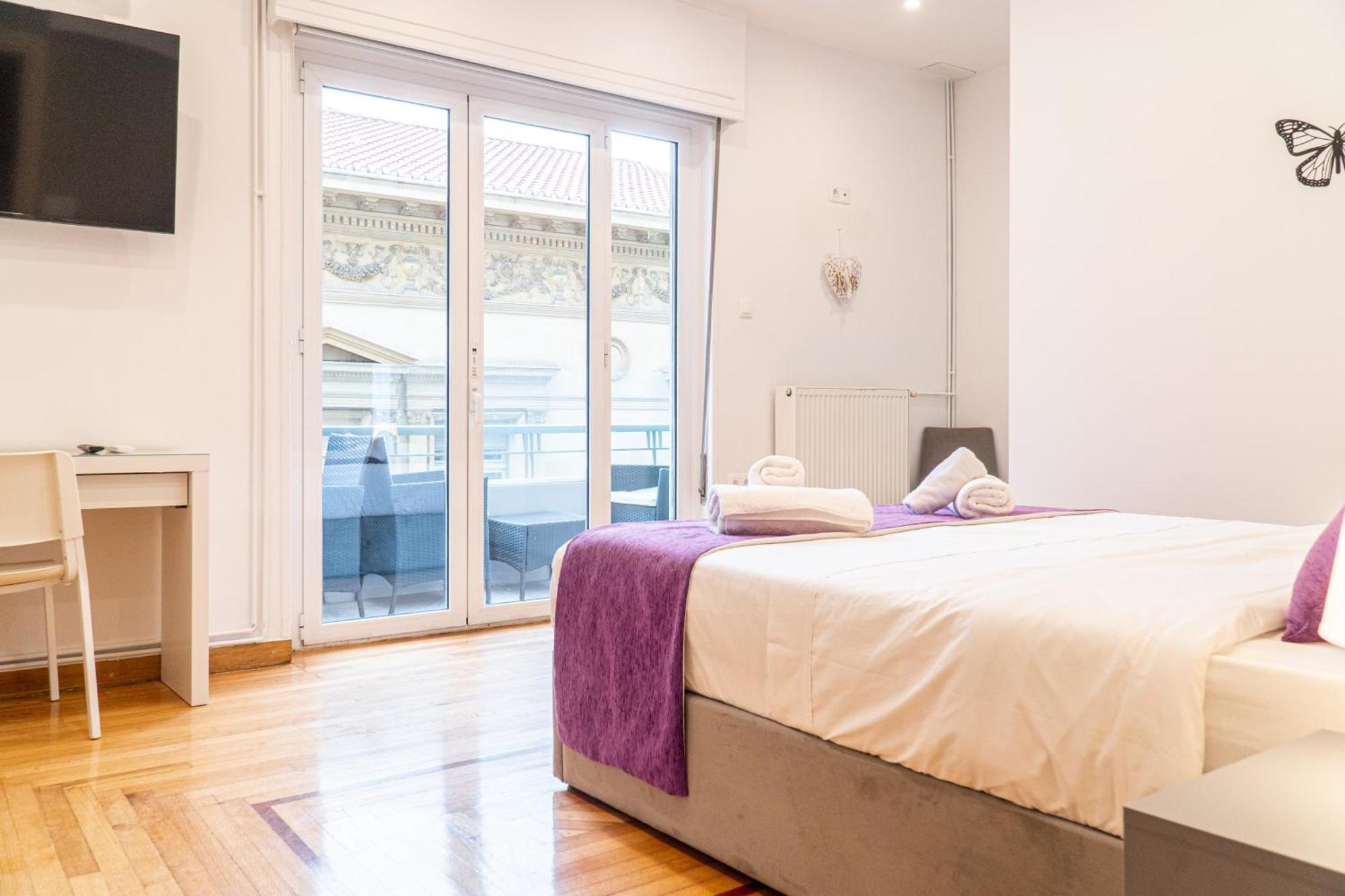 Syntagma Square, 100Sqm Luxurious Family Apt Atene Esterno foto